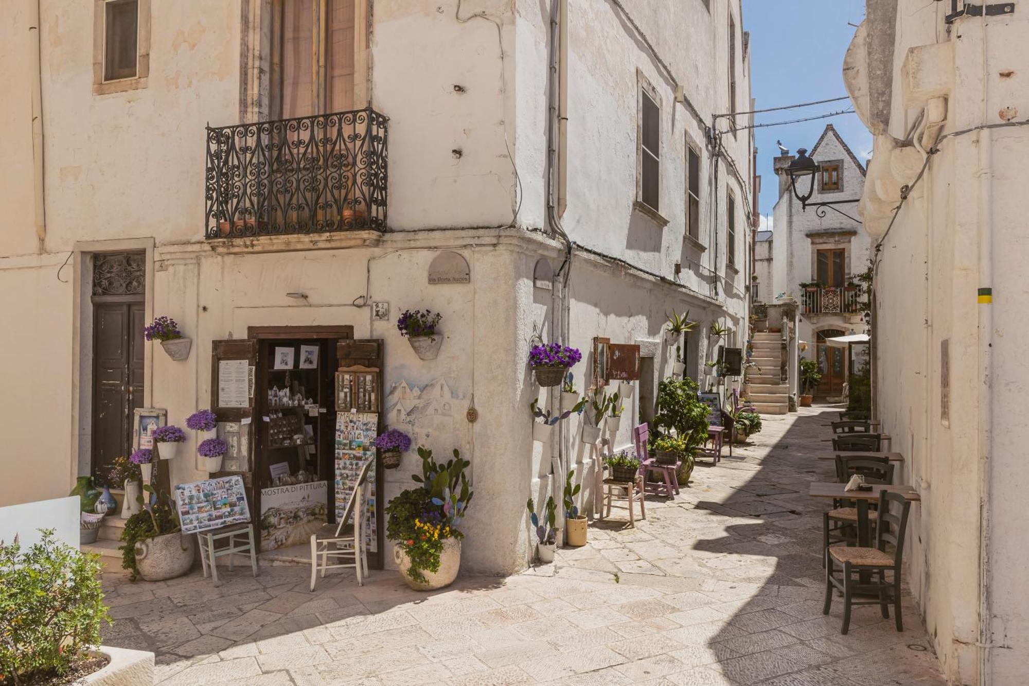 Villa Via Dura - Apulian Sweet House - In Pieno Centro Storico Locorotondo Exterior foto